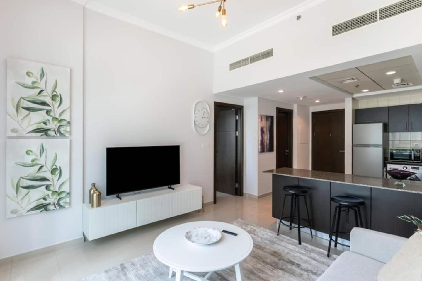 Luxurious 1 Bedroom Apartment In The Dubai Marina! Exterior photo